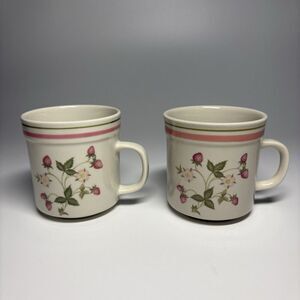 Vintage Set 1986 Newcor Stoneware Strawberry Patch Coffee Mugs Set of 2